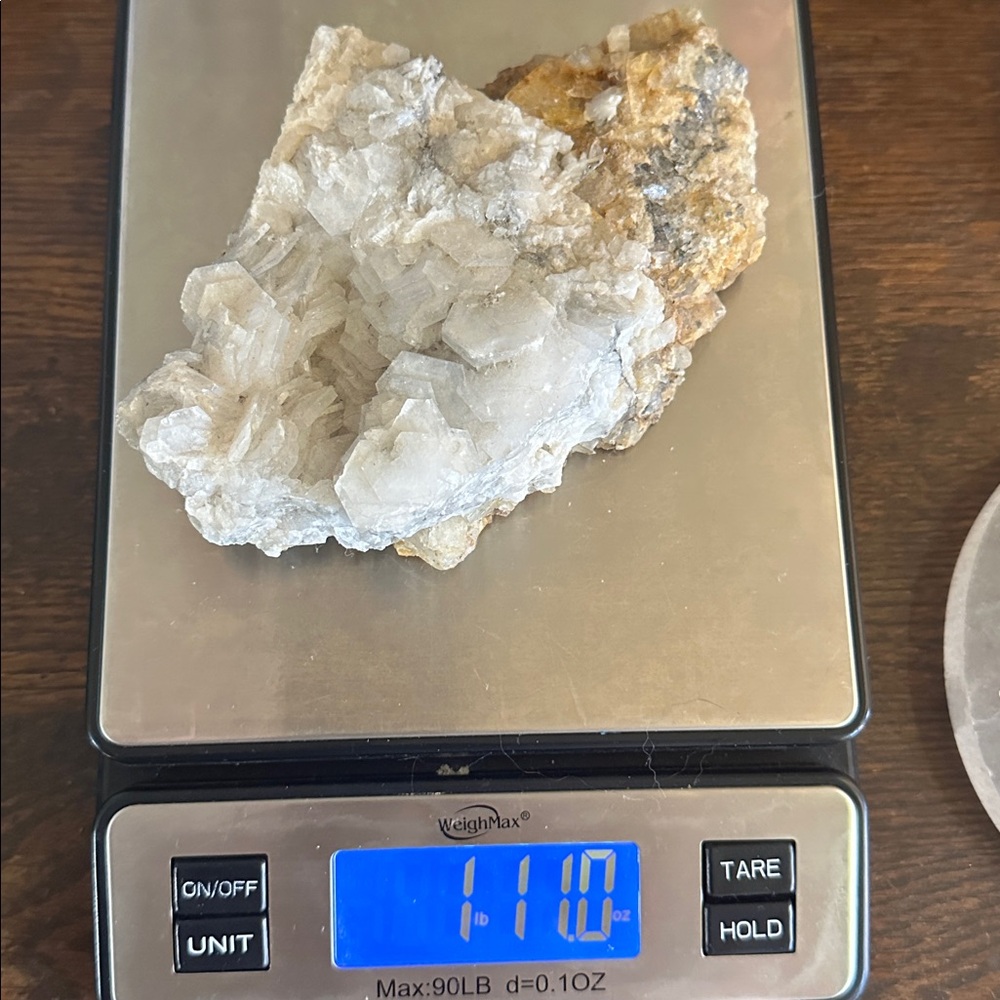 Calcite on flourite - Picture 4 of 4